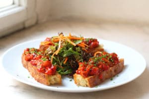 Bruschetta s pepperonatou