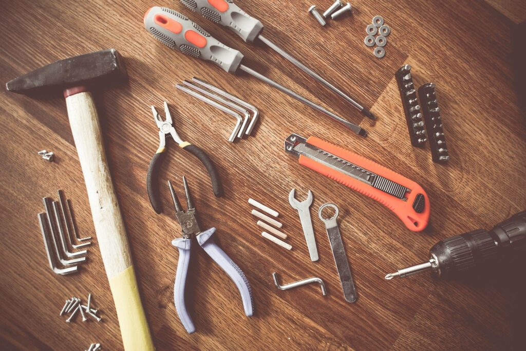 tools 864983 1920