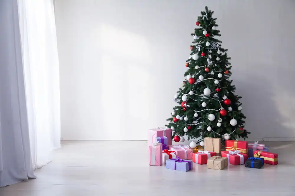 Tipy a inspirace, jak ozdobit vánoční stromek 5 shutterstock 1233160837