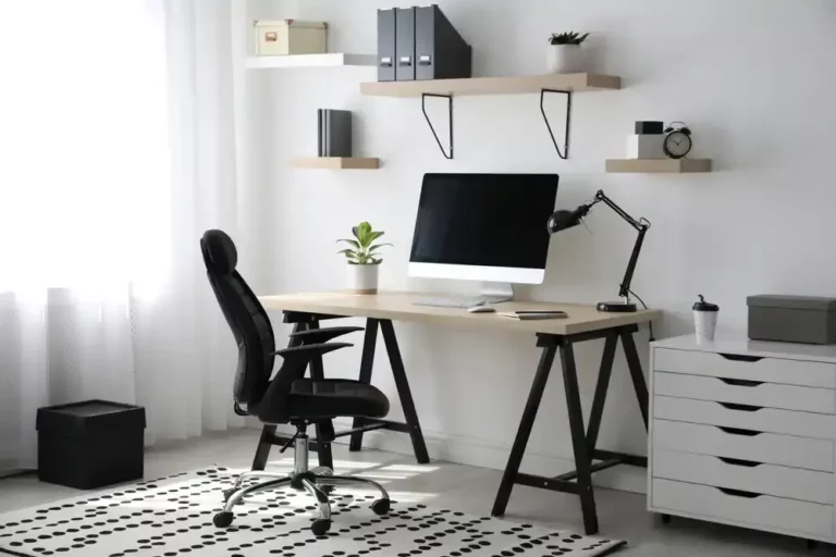 Jak si vytvořit zdravější a harmoničtější domácí kancelář, která vás bude inspirovat, motivovat a zvyšovat vaši produktivitu?